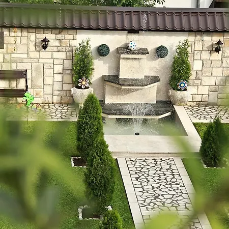 Villa Garden